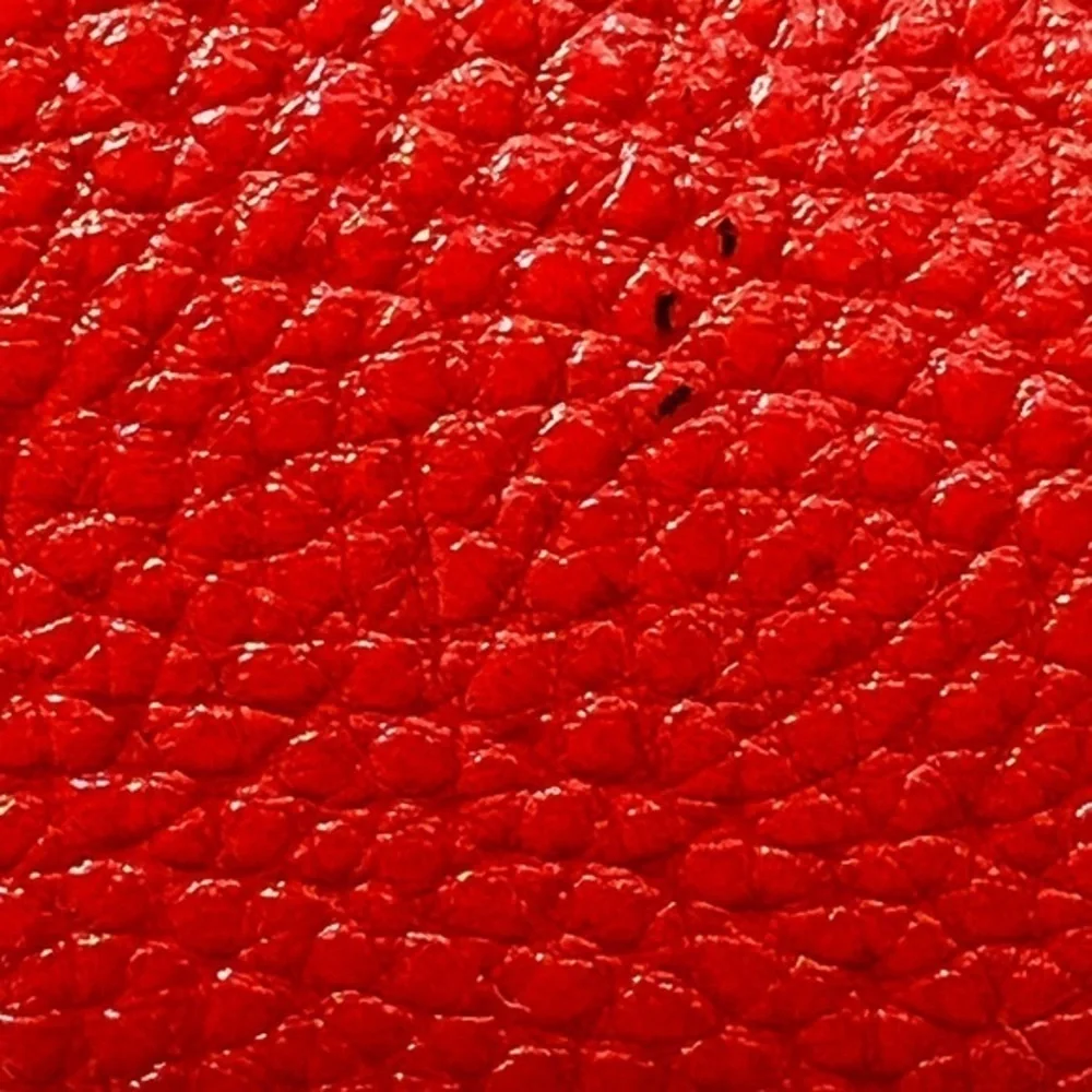 laura mercier cute red